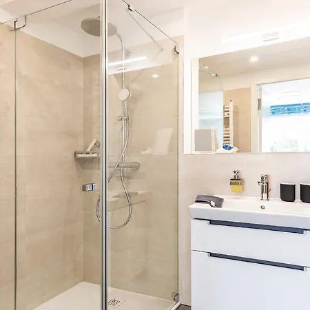 Apartmán Prora - Moderne Ferienwohnung Mit Balkon, Meerblick Und Elektro Grill - Seeblick Binz